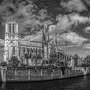Notre Dame de Paris en noir et blanc